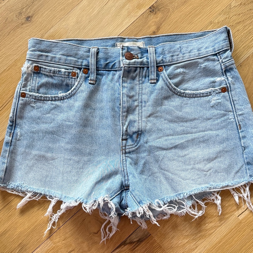 Madewell Relax Denim Light Wash Cutoff Jean Shorts